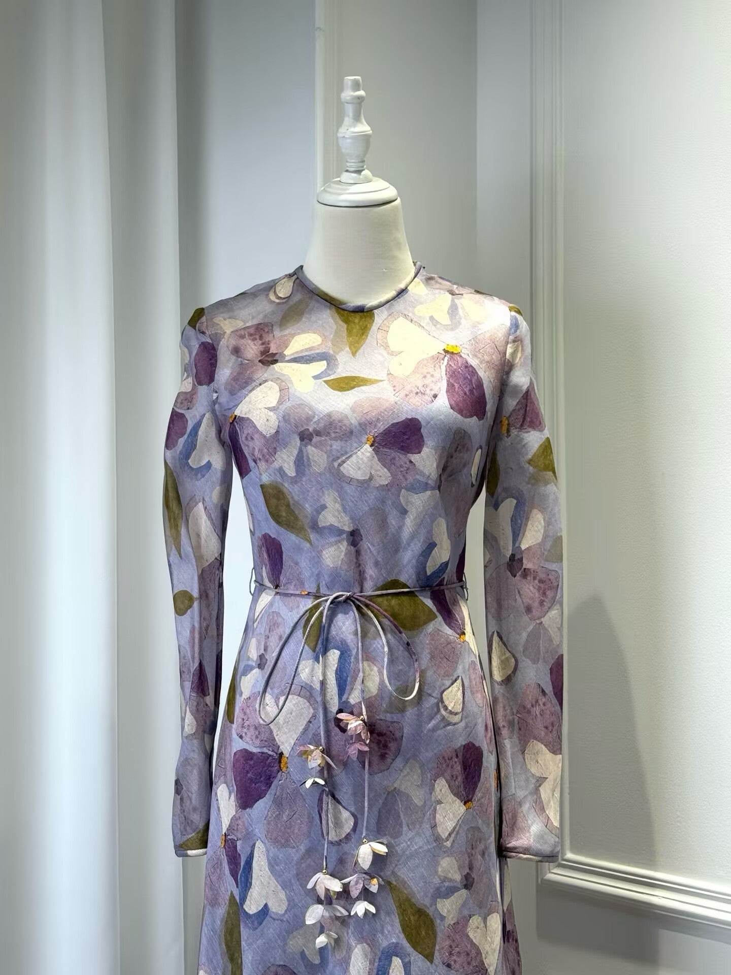 Women's Silk and Linen Purple Printed Round Neck Long sSeeved Waist Cinched Long Dress