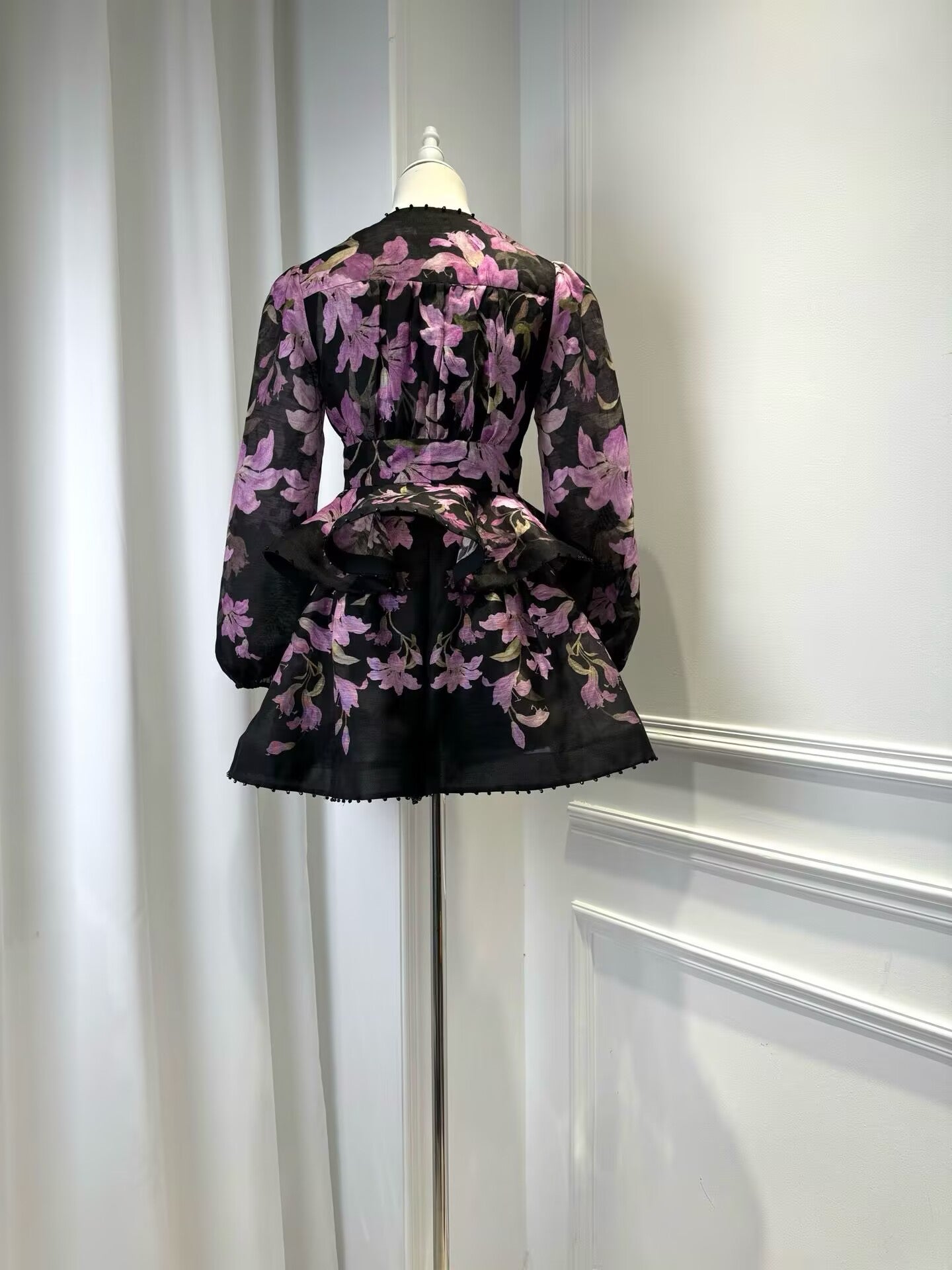 Spring and summer printed long sleeved ruffled V-neck shirt+high waist wide leg shorts set