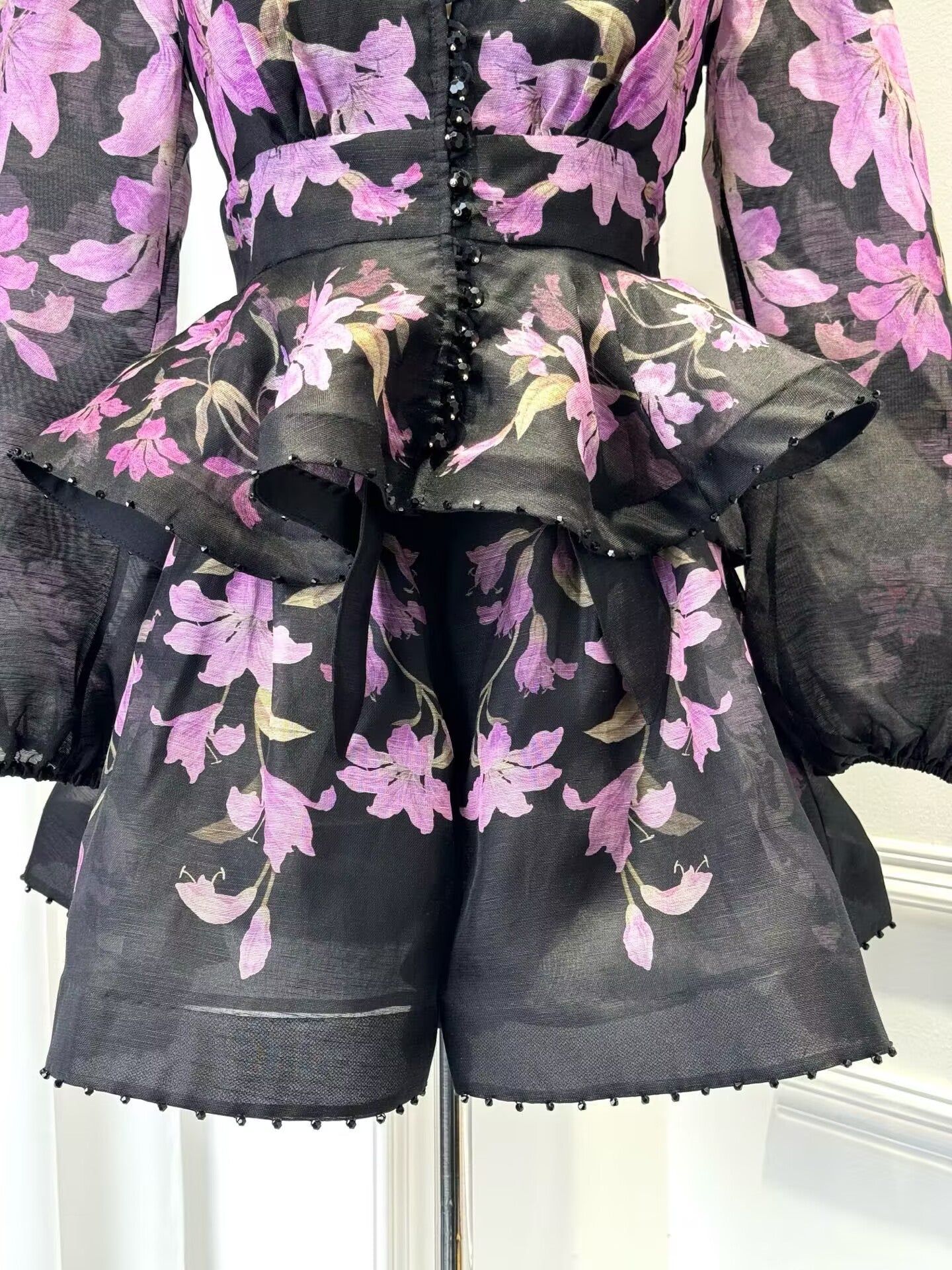 Spring and summer printed long sleeved ruffled V-neck shirt+high waist wide leg shorts set