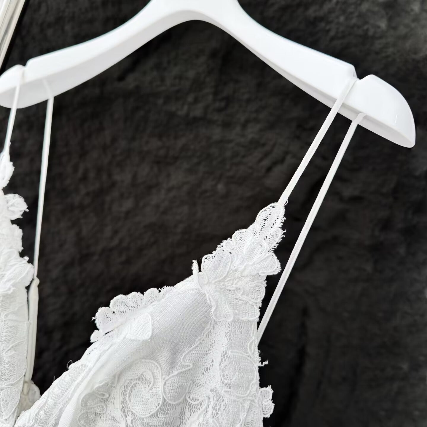 Women's Embroidered White Decal Hollowed Out Camisole Top