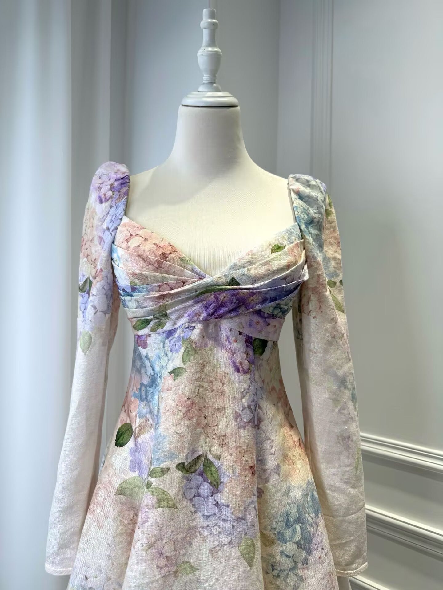 Women's Fashion Temperament Printed V-Neck High Waisted Dress