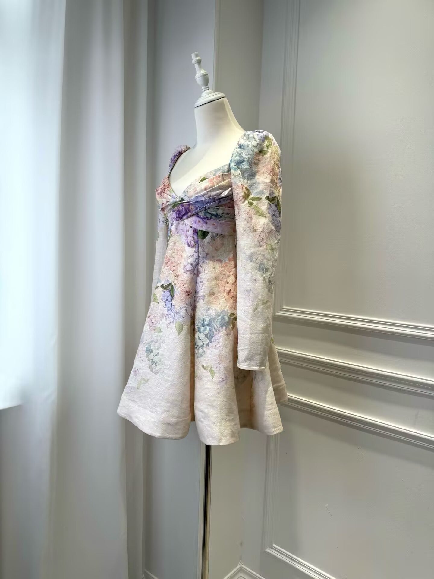Women's Fashion Temperament Printed V-Neck High Waisted Dress