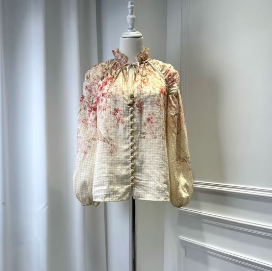 New women's long sleeved shirt