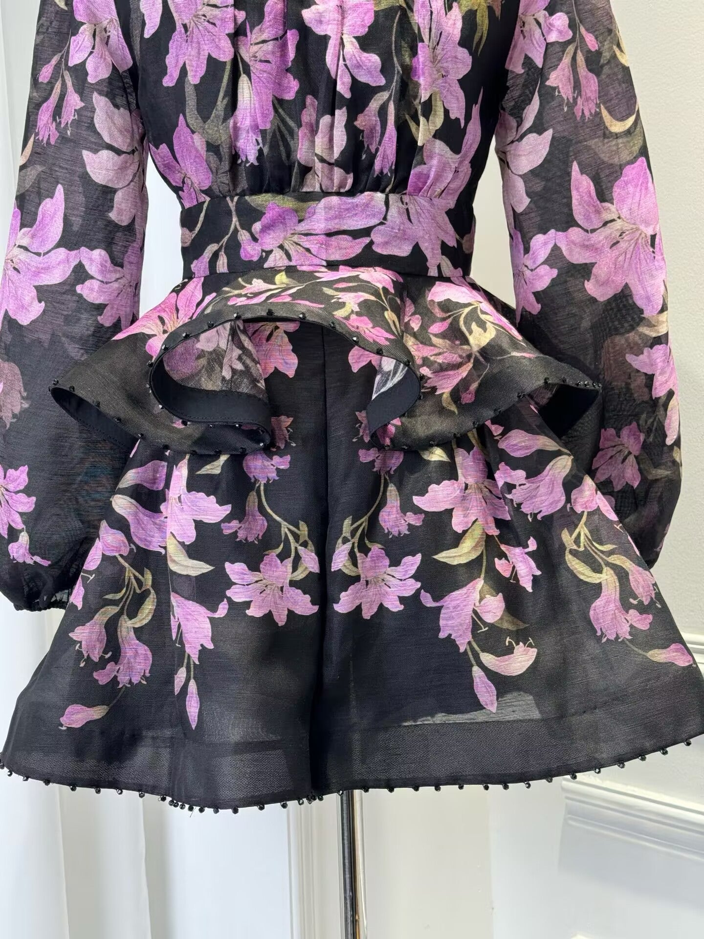 Spring and summer printed long sleeved ruffled V-neck shirt+high waist wide leg shorts set