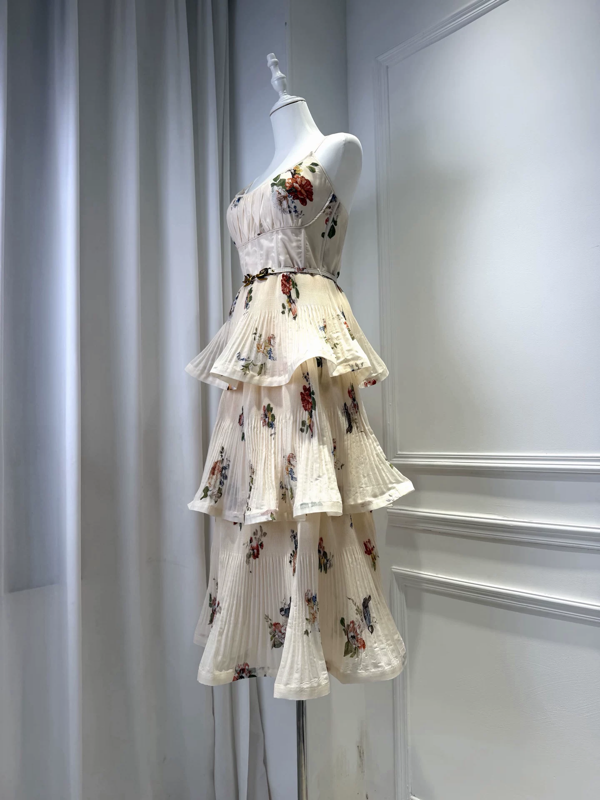 Ladies Layered Sling Robe Floral Print U-Neck Sleeveless High Waist Holiday Style Long Dress